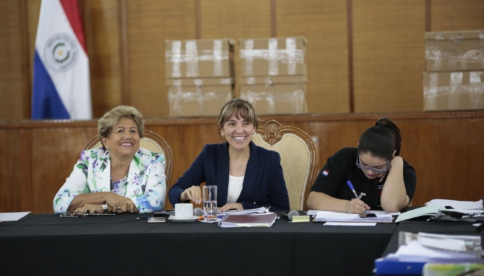 Ministra del TSJE participa de cÃ³mputo definitivo correspondiente al Alto ParanÃ¡ 
